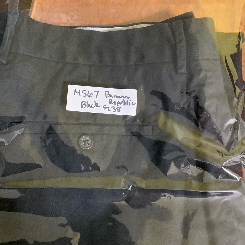 Banana Republic Pleated Slacks Sz 38 / 31 Black - Picture 8 of 8